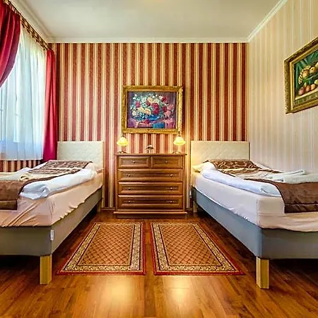 Hotel Tevel Sladkovicovo