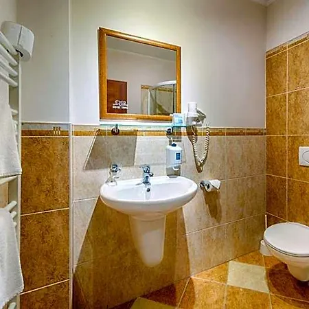 Tevel Hotel Sladkovicovo